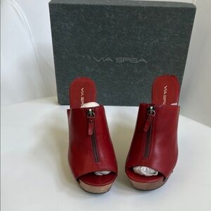 Via Spiga Red Mules with Glossy Finish